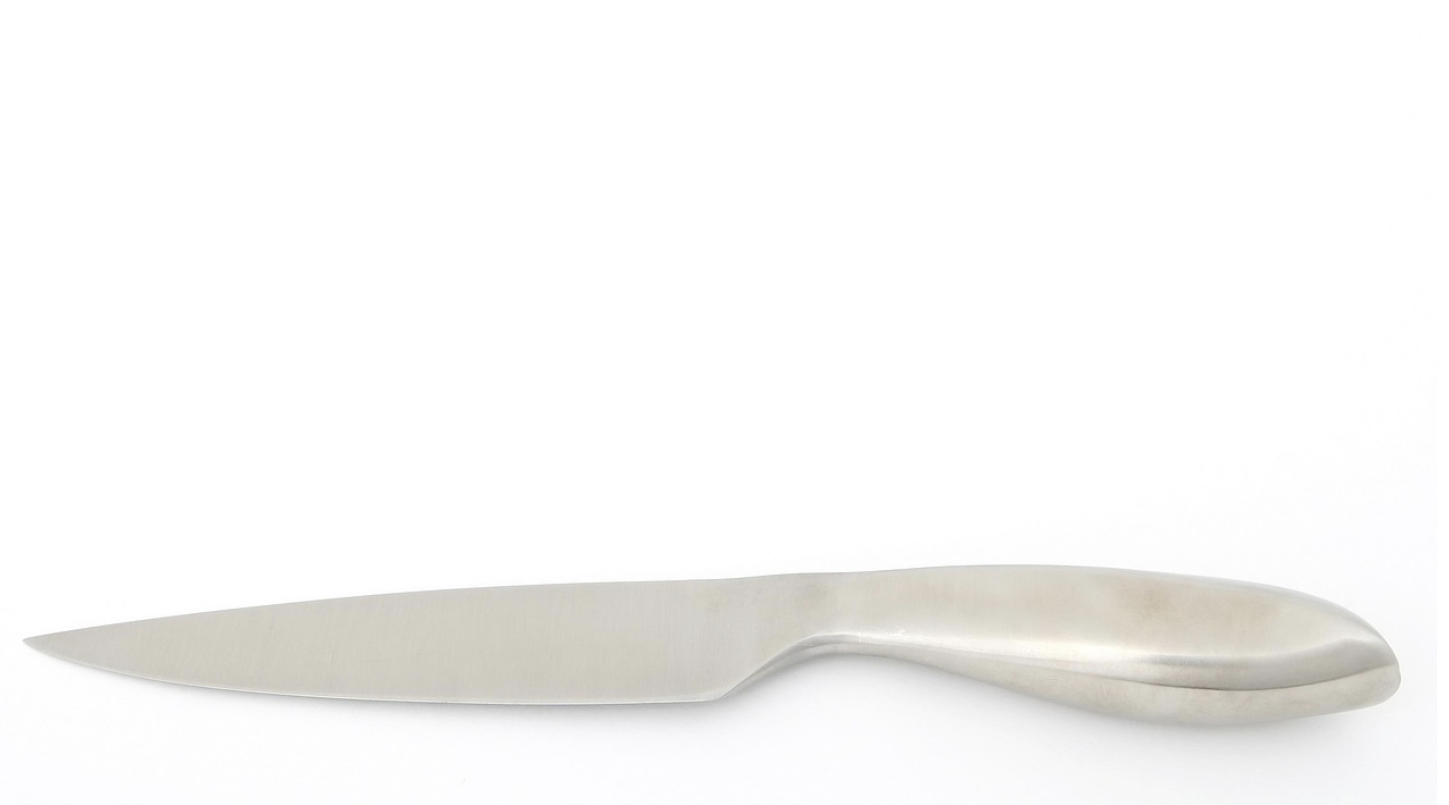 칼날의 진화: 석기에서 일회용 면도기까지