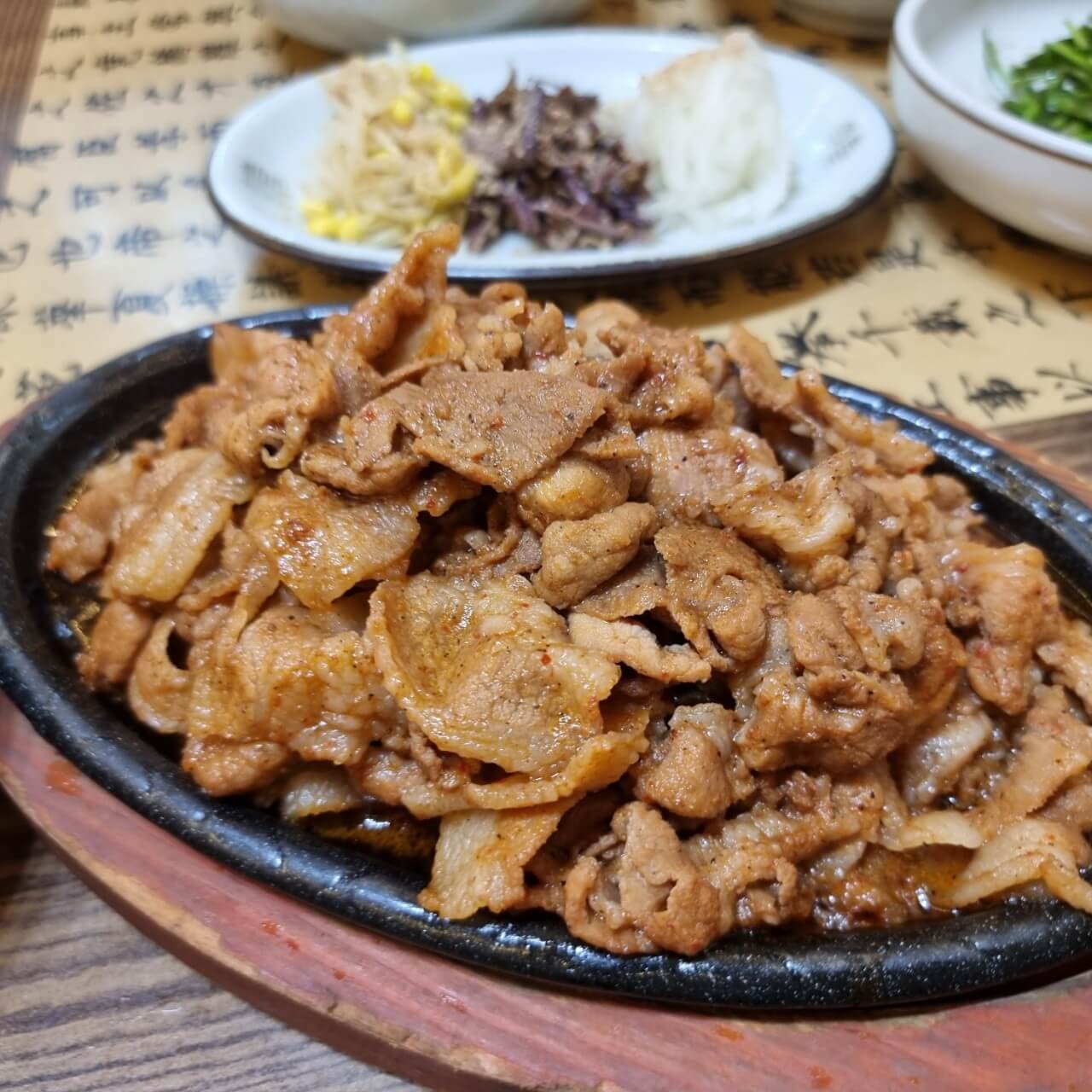 토밥 토요일은 밥이 좋아 우렁이 강된장 쌈밥 경주 맛집