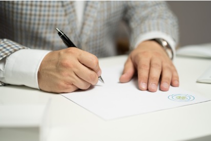 계약 갱신 청구권 : 필수요건과 행사방법 중도해지