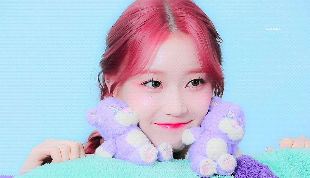 수민 スミン (스테이씨 STAYC) gif