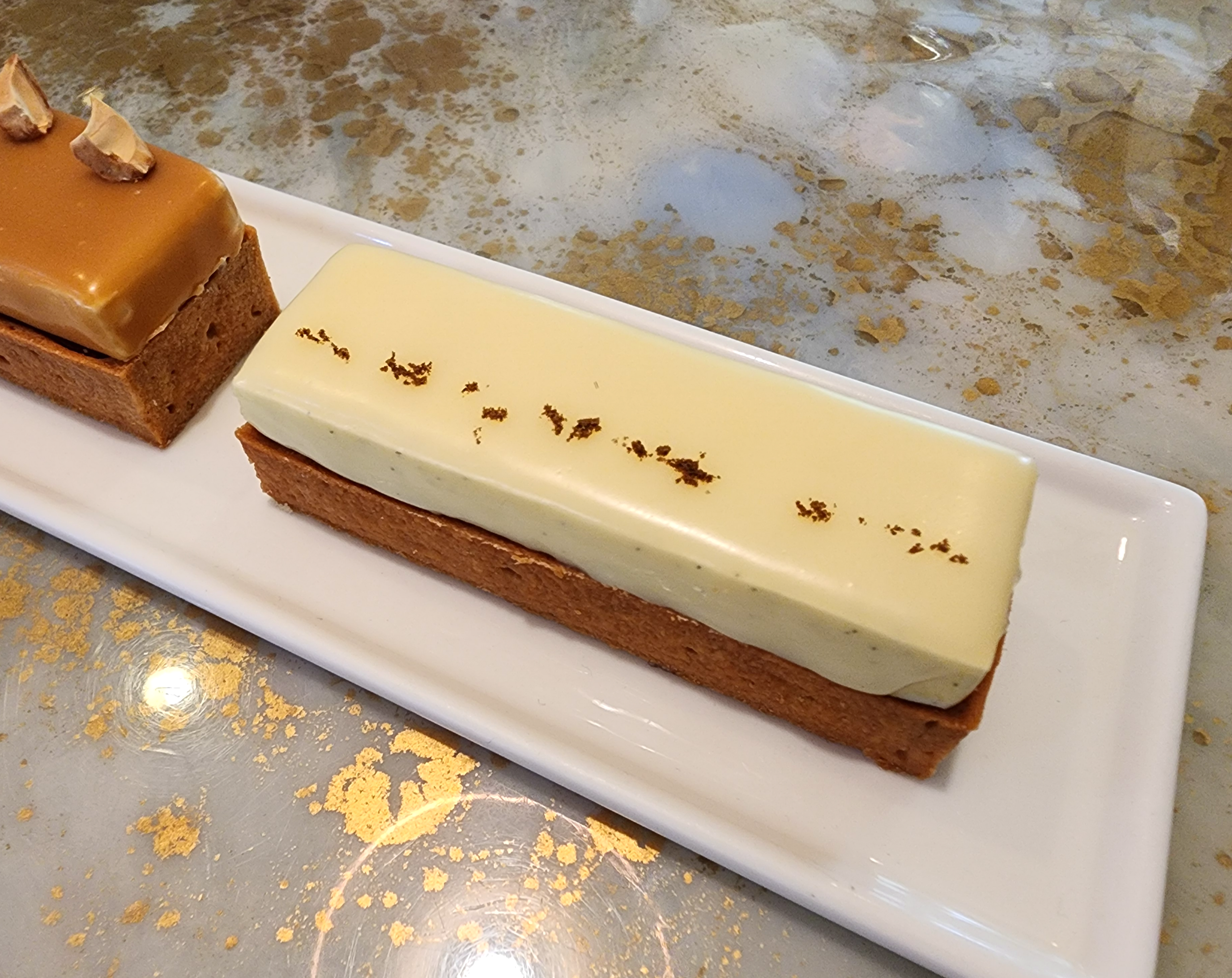 서래마을마얘딱드바니