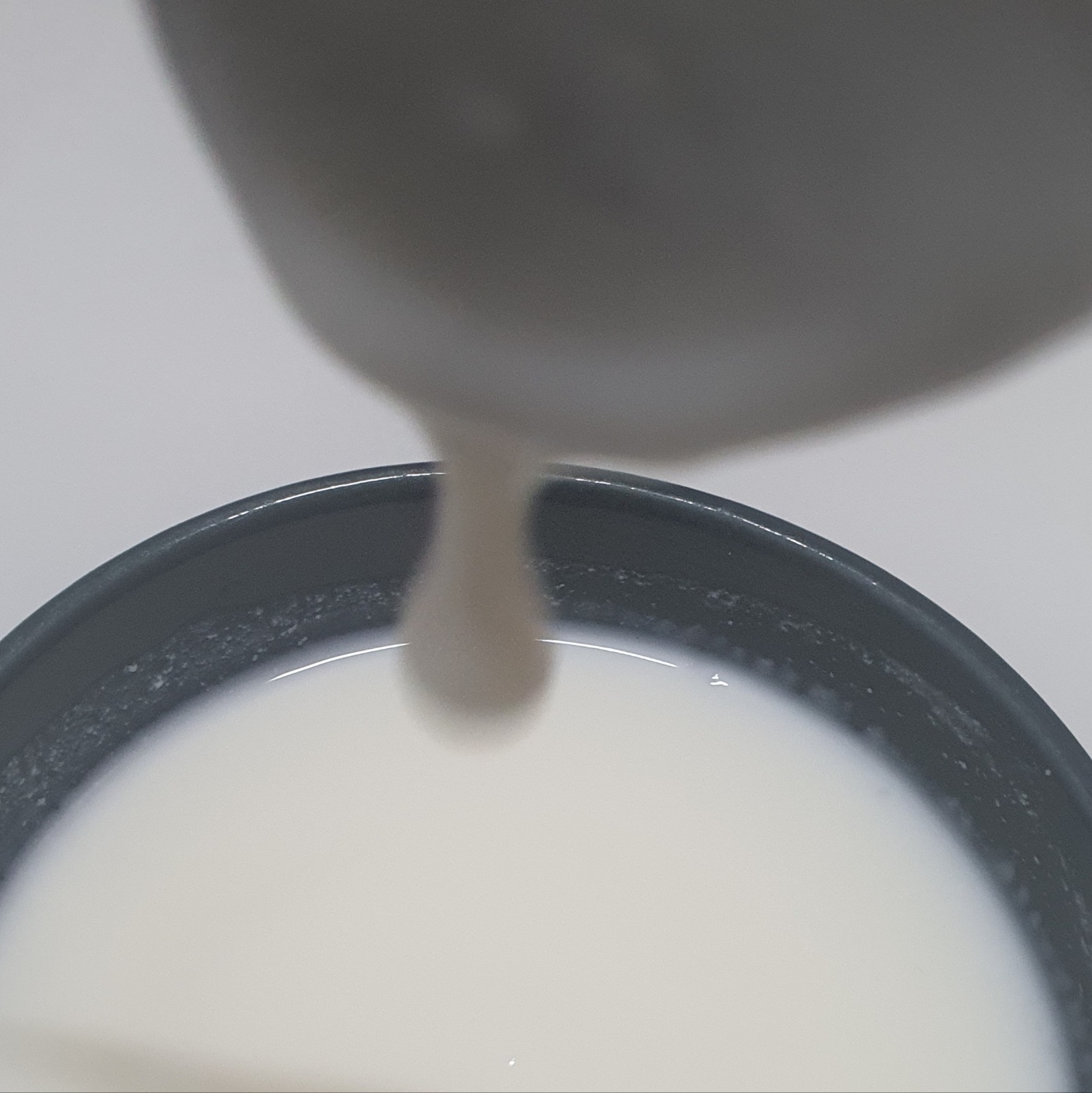 유청을 다시 부어 섞으니 보통의 플레인으로 되돌아감