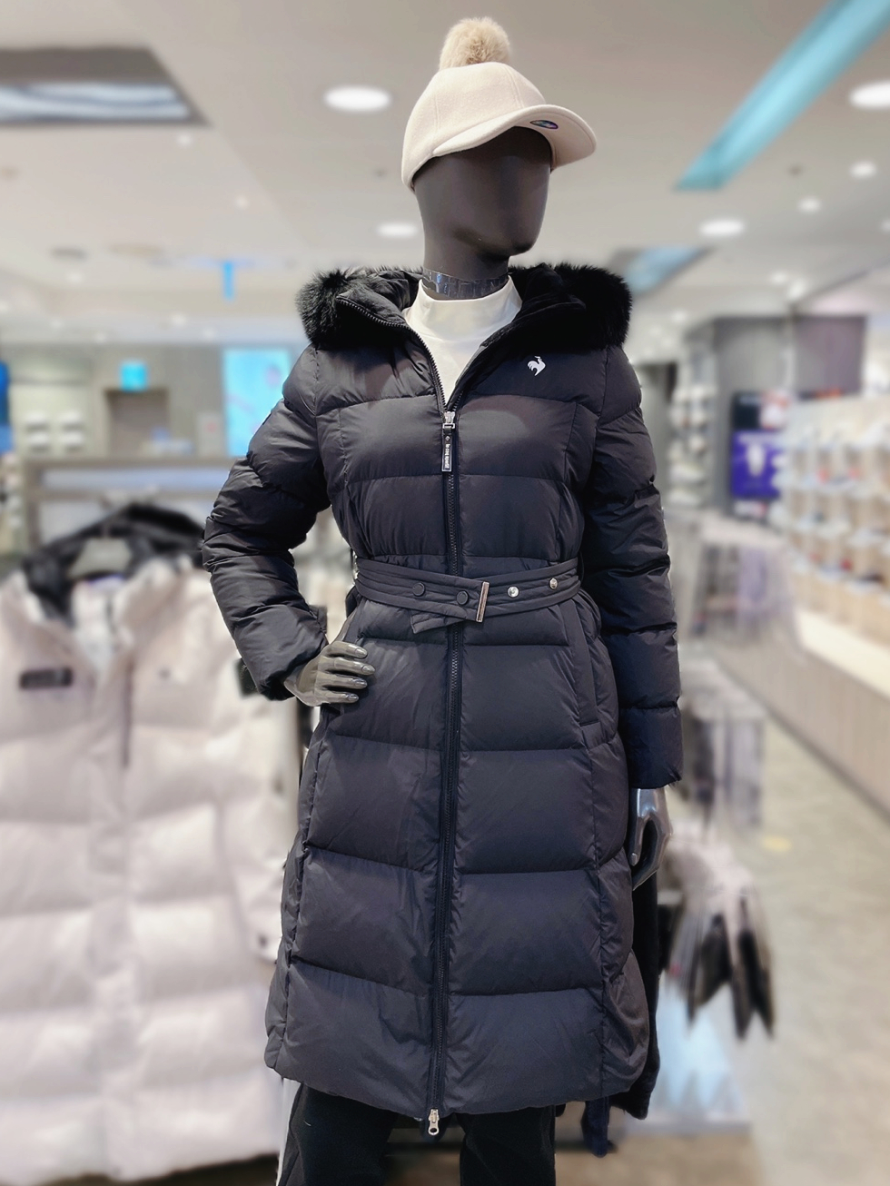 르꼬끄 여성용 우먼스 에슬레저 퀼팅 구스다운 롱패딩 QN422ODJN3