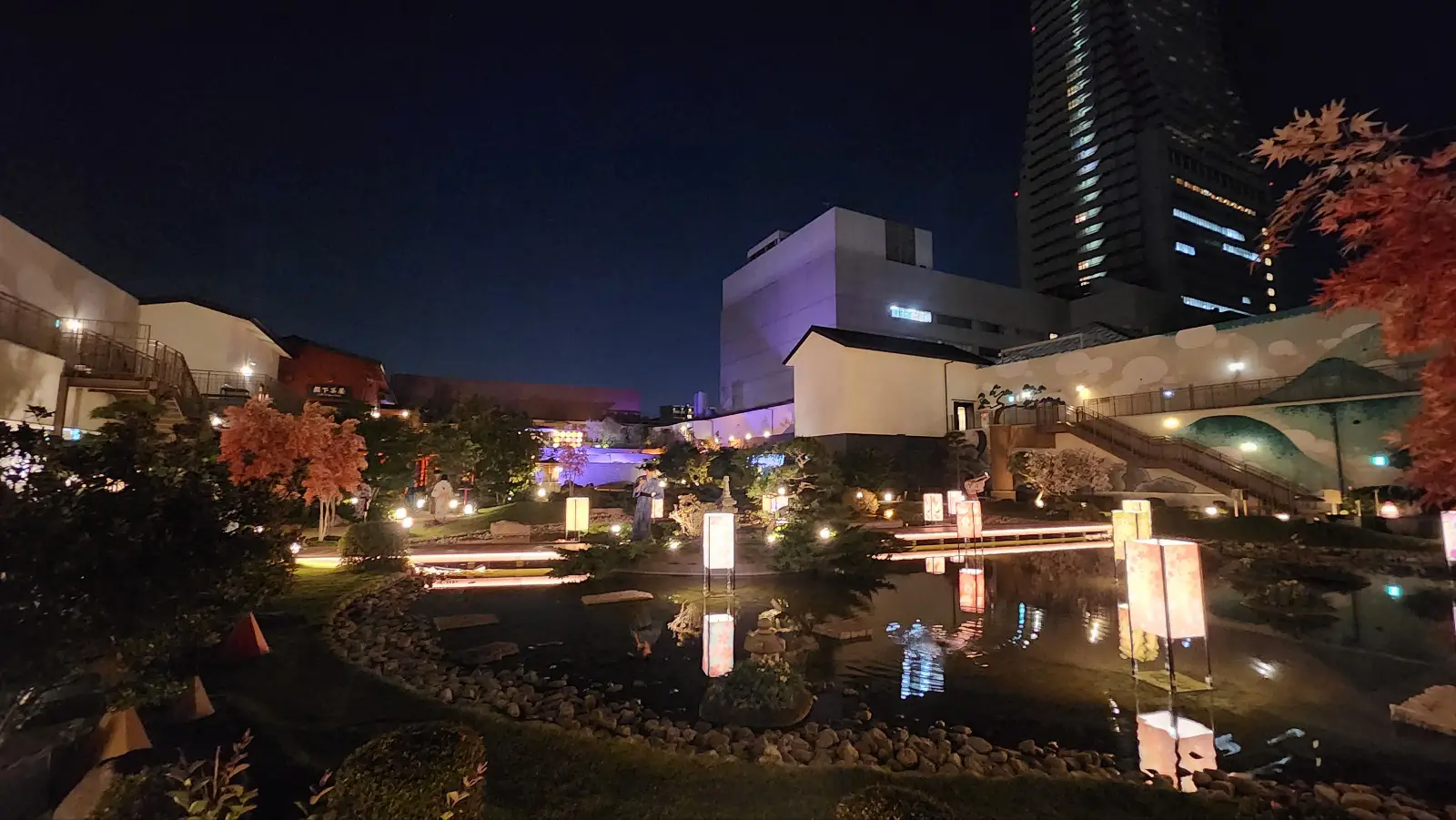 야외정원-야경-불빛