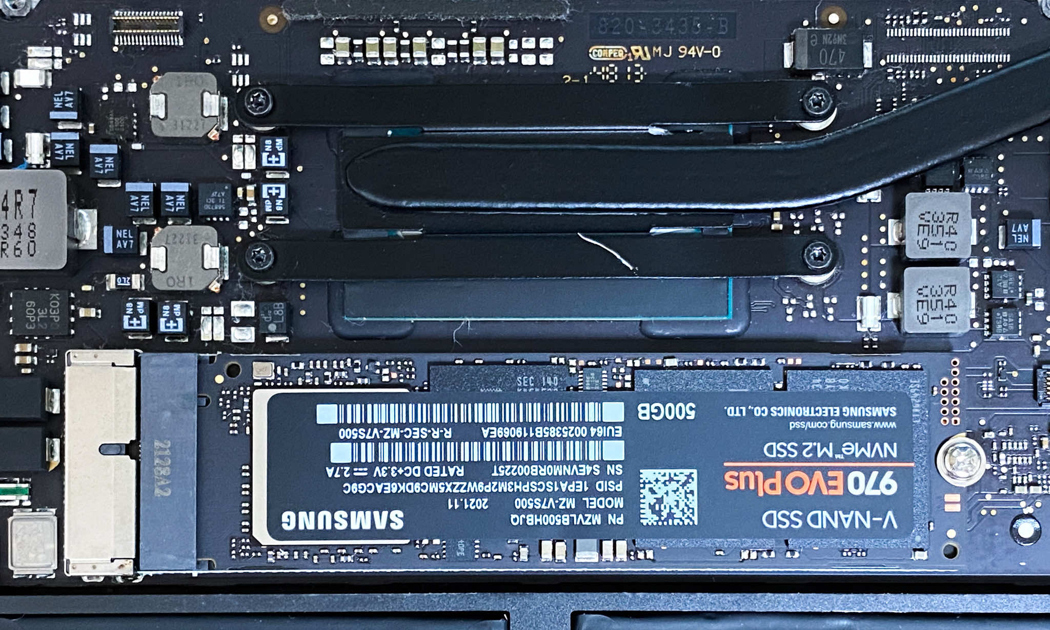 맥북 에어 11인치 NVMe SSD+어댑터 장착