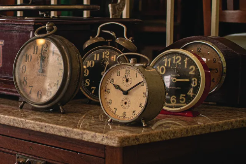 기억, 낡은 시계