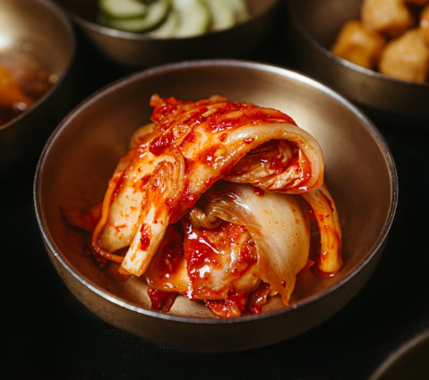 🥟 김치 크로켓 — 바삭함 속에 담긴 한국의 발효미학