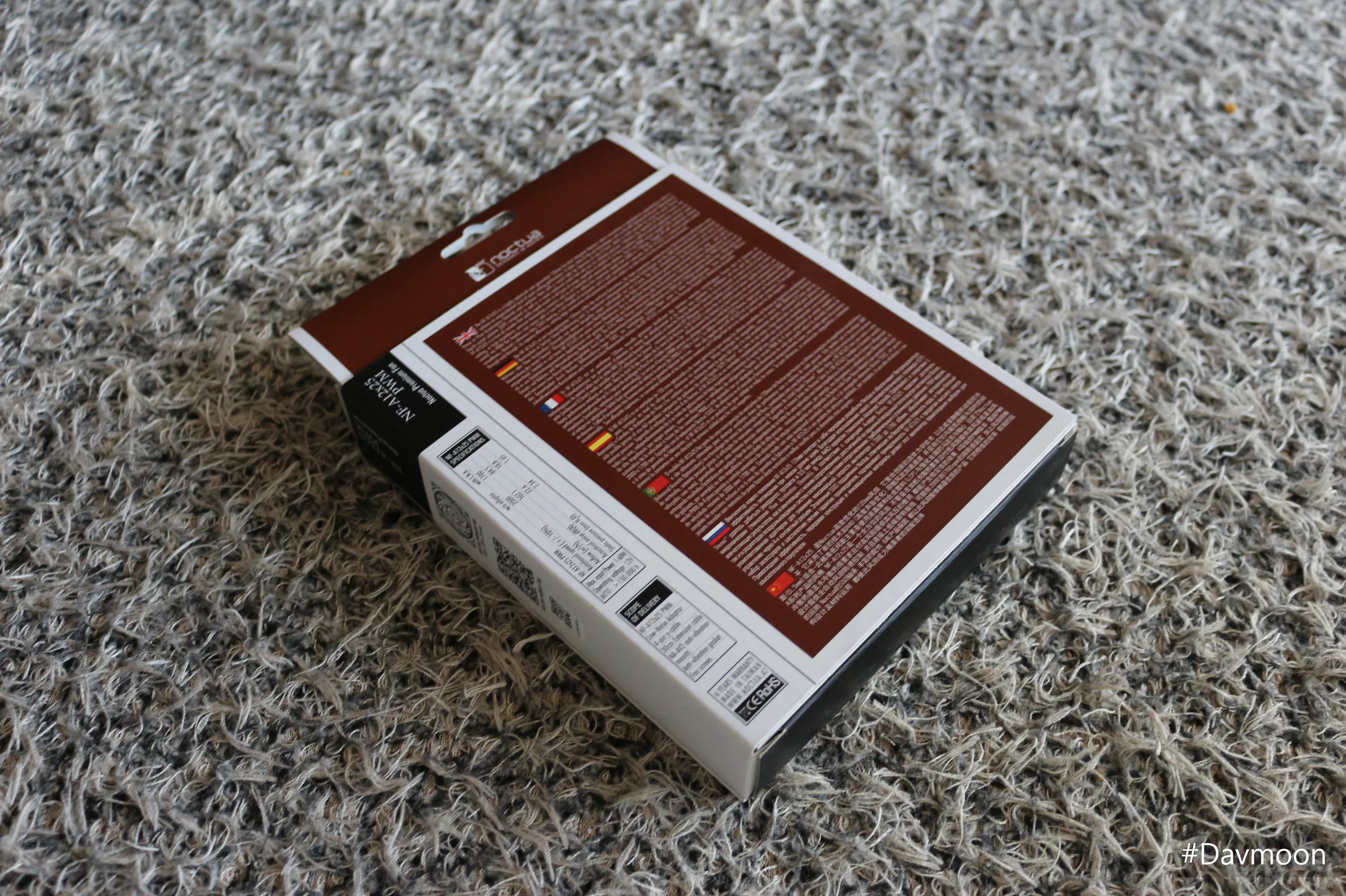 NOCTUA NF-A12x25 상자 후면 사진