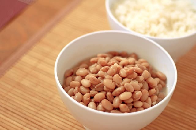 &ldquo;미니멀한 가족 식사, 식탁 위에 남겨야 할 것과 덜어낼 것&rdquo;