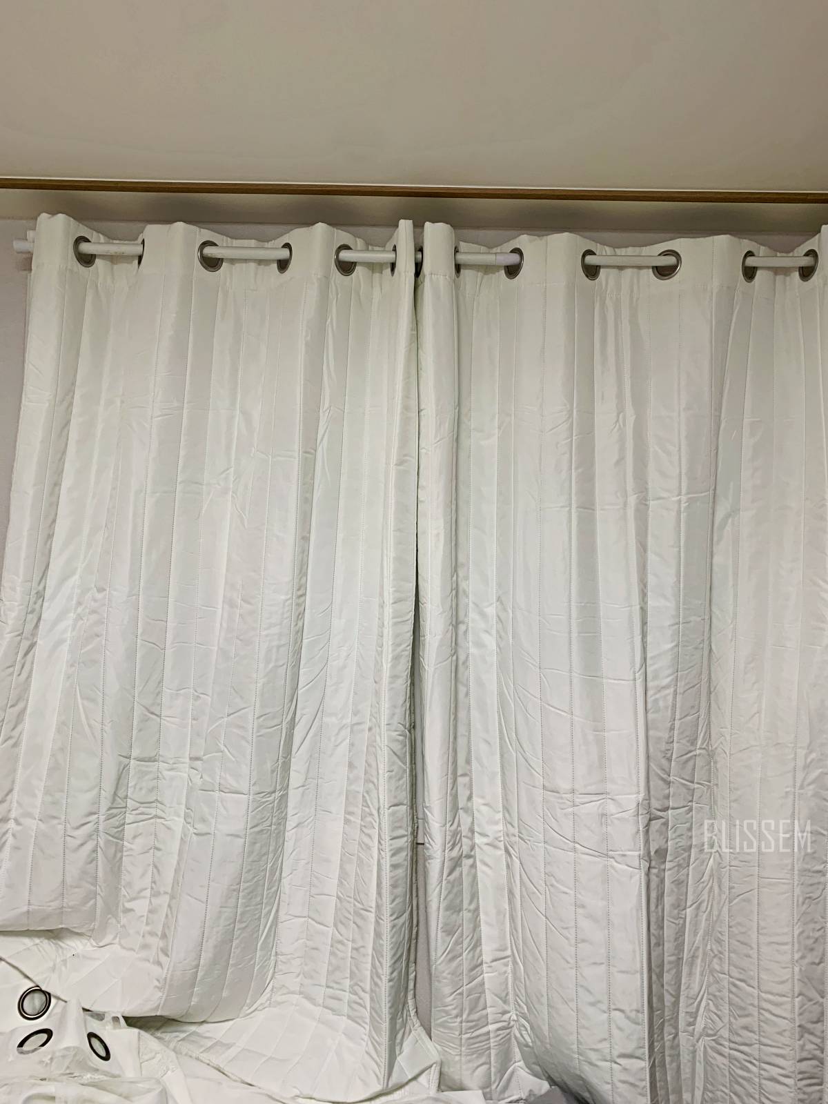 모던하우스-내돈대산-인테리어-소품-쇼핑-아이쇼핑-크리스마스-트리-누빔커튼-커튼