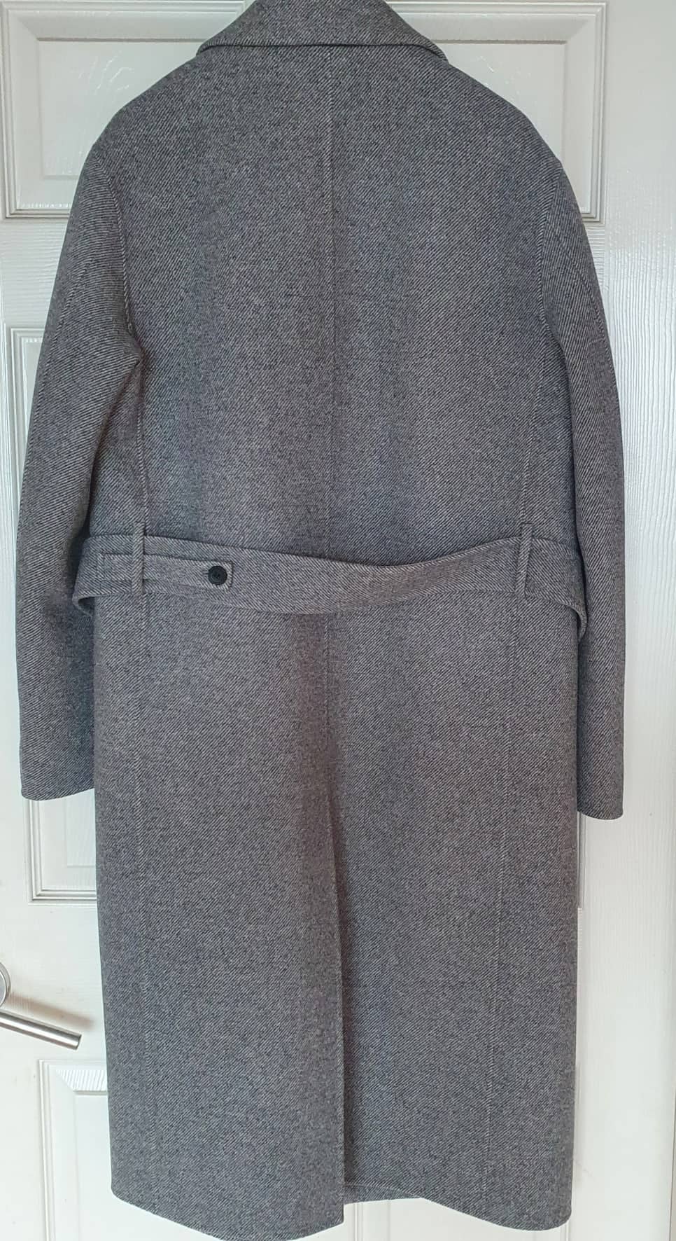 솔리드옴므 그레이 코트