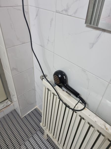 청주키즈캠핑장 샤워실 드라이기