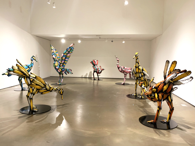 부산 아트소향에서 열리고 있는 김우진 개인전