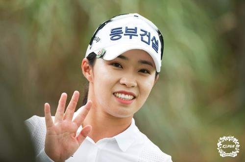 김수지 프로 골프선수 오로라월드 챔피언십 준우승! 나이, 프로필 및 1타 차 역전 스코어카드 정밀 분석