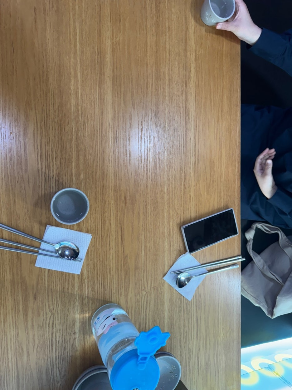 평촌쭈꾸미 테이블