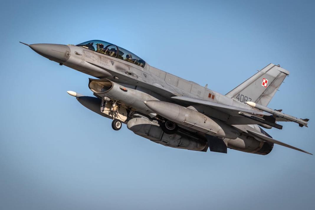 폴란드, 미국과 8억5천만 달러 미사일 거래 체결