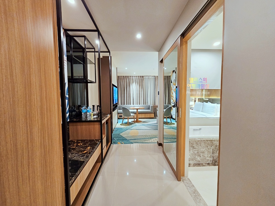 세부 시내 호텔, 홀리데이 인 세부시티 호텔 킹 스위트 룸 후기