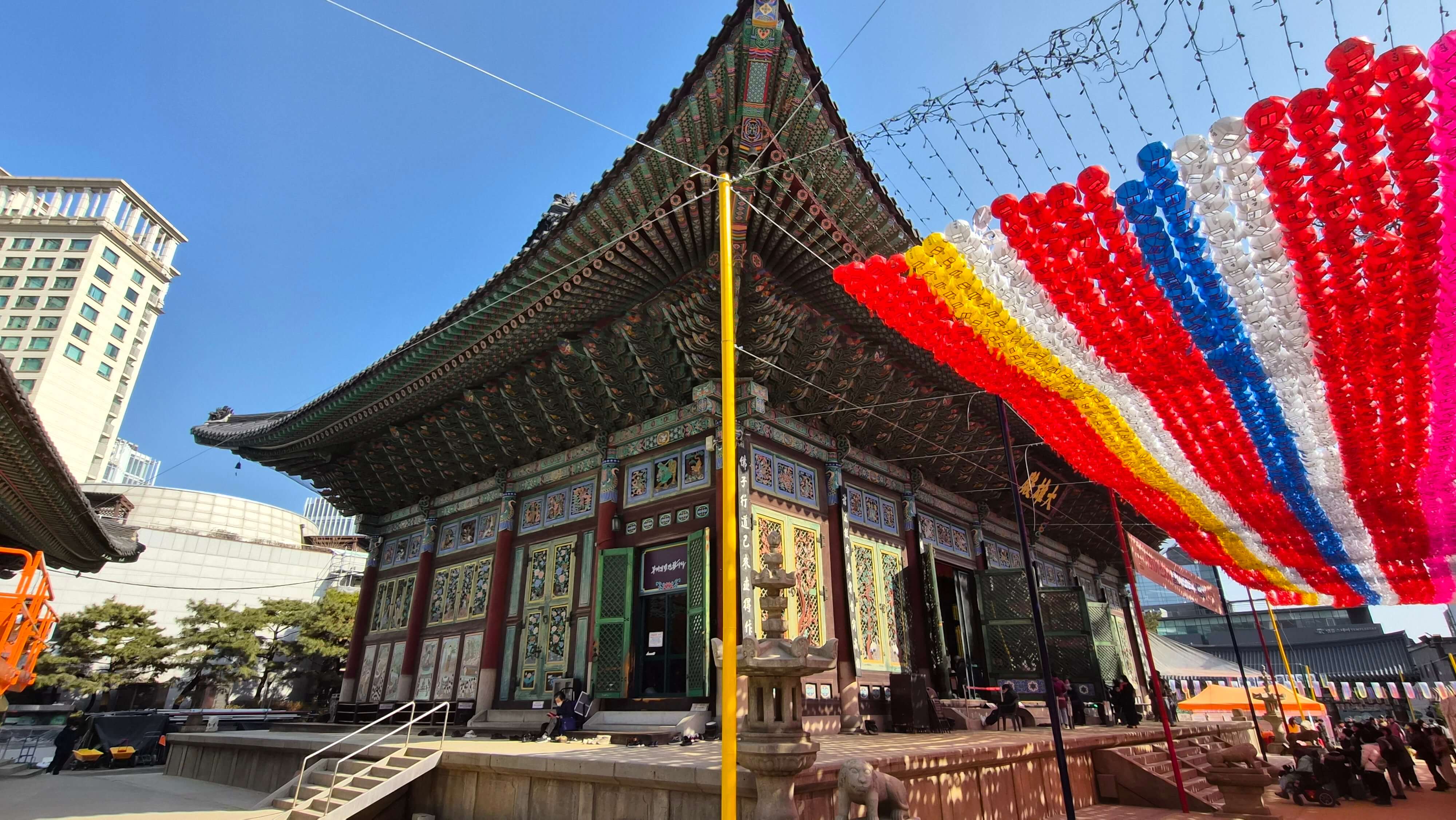 서울 조계사 : 도심 속 천년의 향기, 한국 불교의 중심지 조계사 완벽 가이드