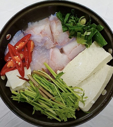 강릉 곰치국 생대구탕 맛집 &amp;#124; 6시 내고향 방송 나온 곰치랑대구랑