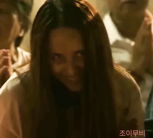 밍에게 깃든 여러 모습의 악령들