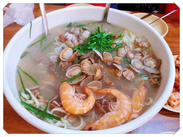 생방송투데이-부추-해물-칼국수-바지락-칼국수-대전-대덕-맛집-식당-위치-어디