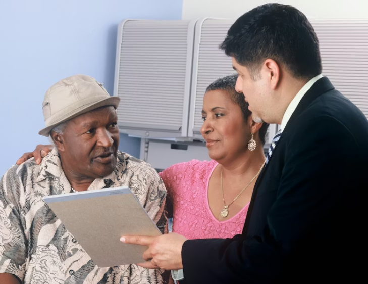 공공근로사업 상담을 받는 주민과 담당자의 모습