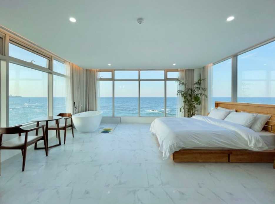 강릉 영진스테이 (강릉 감성숙소, 바다뷰 펜션)