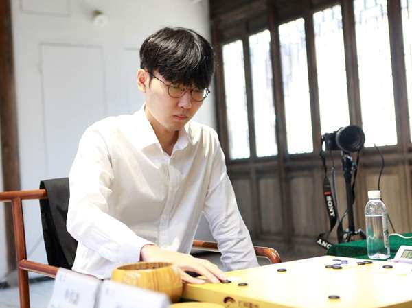 신진서, 신진서 란커배, 신진서 셰커, 신진서 나이, 신진서 상금, 신진서 프로필, 신진서 키, 신진서 부모, 신진서 학력, 신진서 MBTI, 신진서 바나나, 신진서 AI, 신진서 알파고, 신진서 왕싱하오, 신진서 농심배, 신진서 100억, 란커배 2026, 취저우 란커배, 셰커, 바둑 신진서