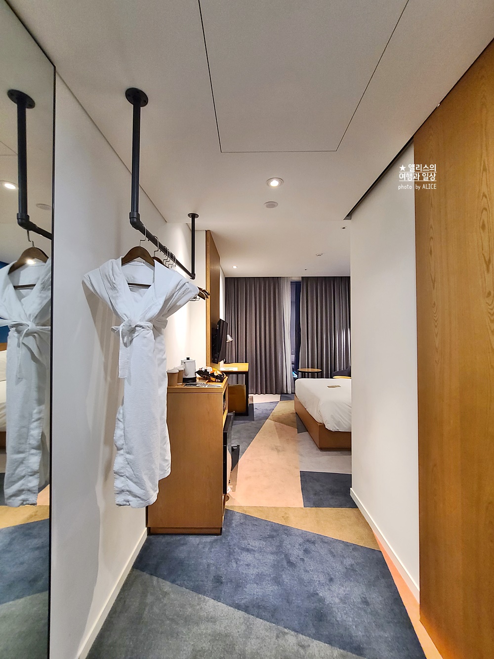 L7 홍대 바이 롯데 스탠다드 더블 룸 꼼꼼후기