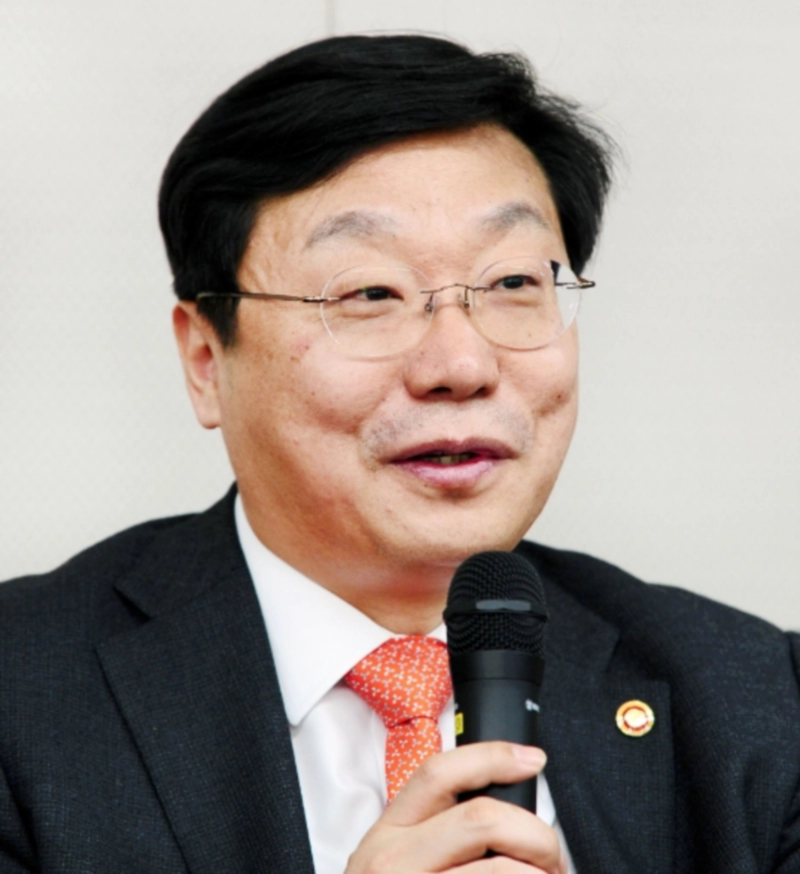 주형환 프로필 나이 고향 학력 경력 평가