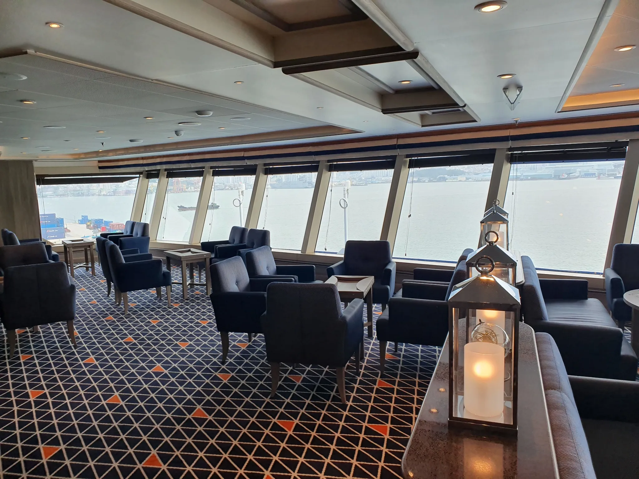 전망 라운지 내부