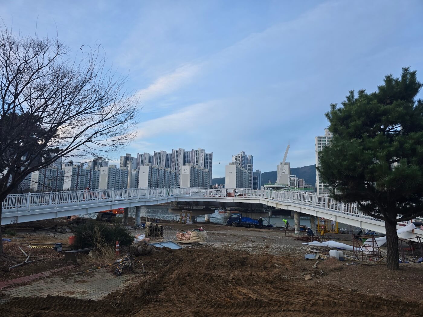 휴먼브릿지공사22