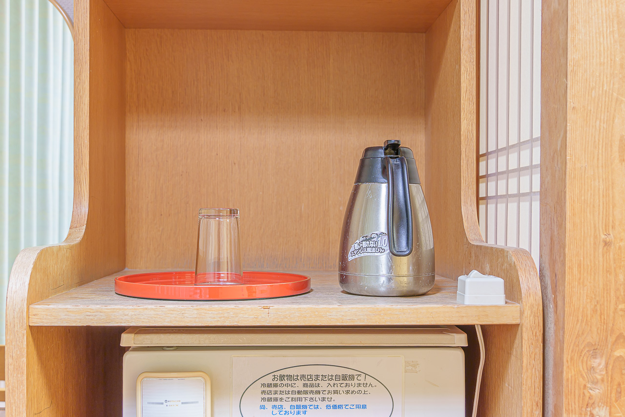 Toya Kanko Hotel: A Winter Lake View and Japanese Meals — original photograph 12