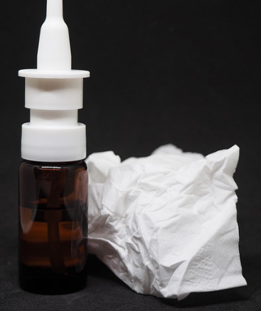 가래 생기는 원인 및 색깔별 증상 총정리