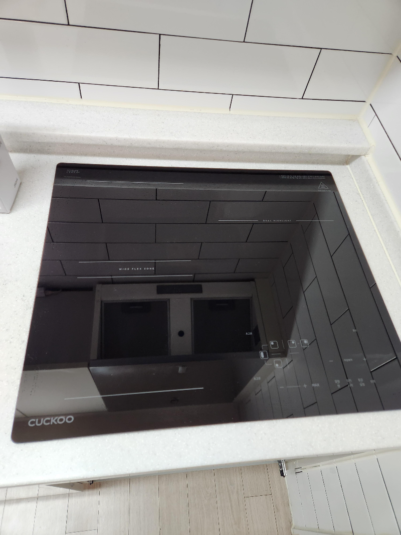 쿠쿠 하이브리드 전기레인지 인덕션 CIHR-D304FB