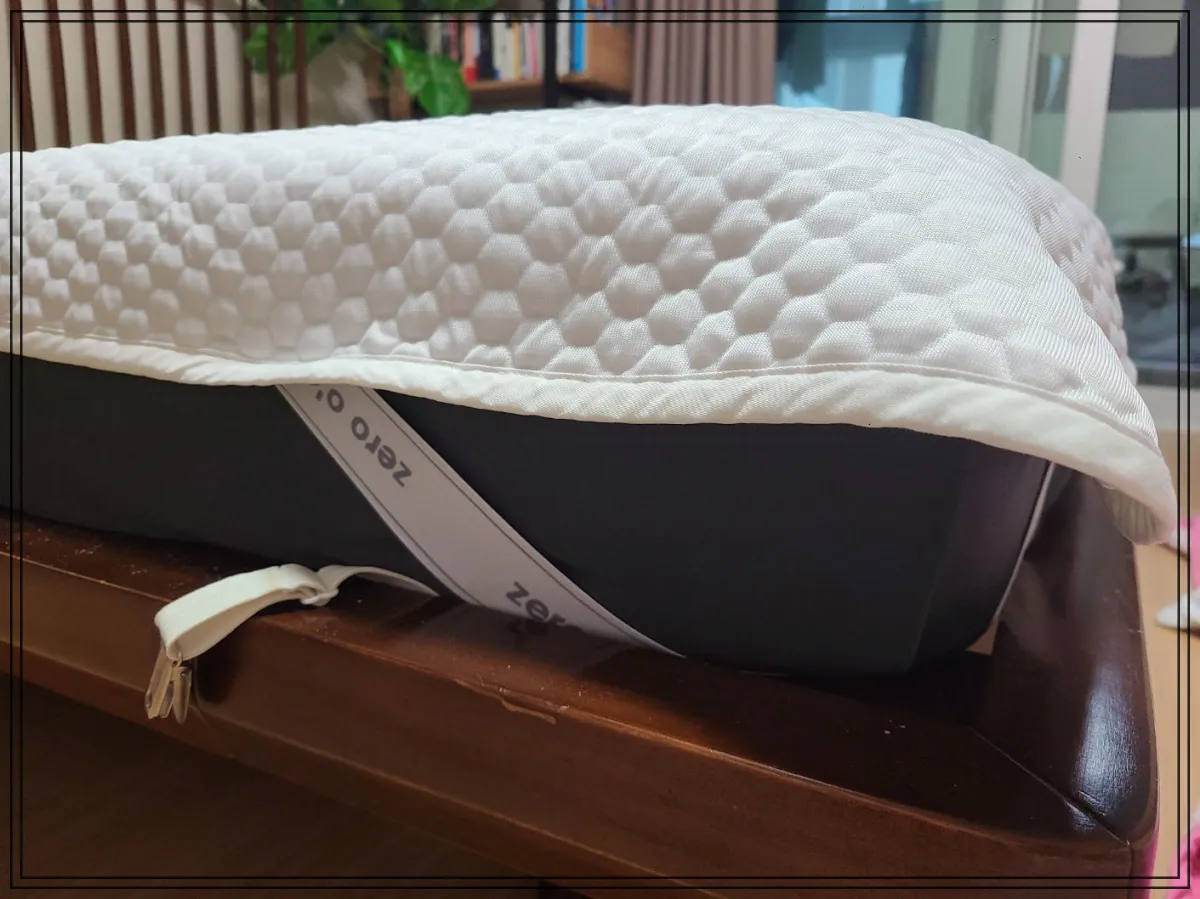 제로어클락-포르페-냉감패드-매트리스-모서리-고정밴드-장착된-모습