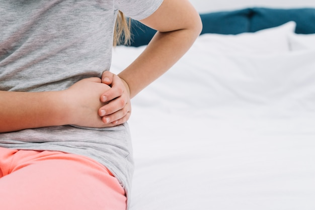 신우신염 증상 원인 치료기간 진단 염증수치 검사 왼쪽 옆구리 통증