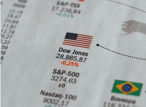 2025년 투자 트렌드 분석: 주식•비트코인&#44; 왜 지금 주목해야 할까?