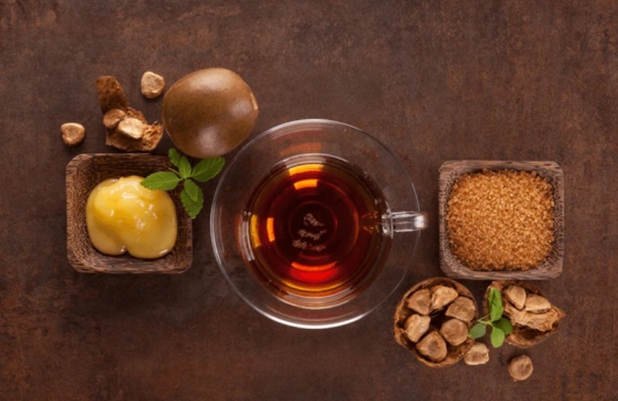 나한과가 천연감미료 로서 다양한 방법으로 사용된다는 것을 담은 이미지