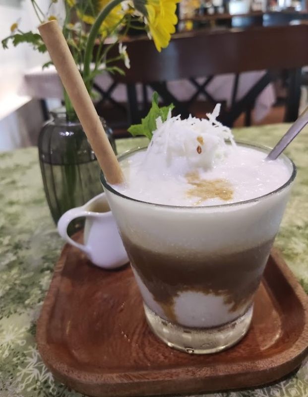 다낭 푸나카페 코코넛 커피