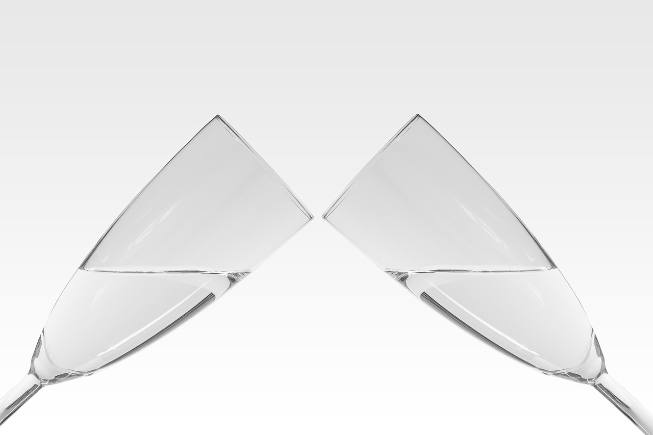 오늘도 잔에 기대어