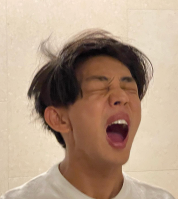 유아인