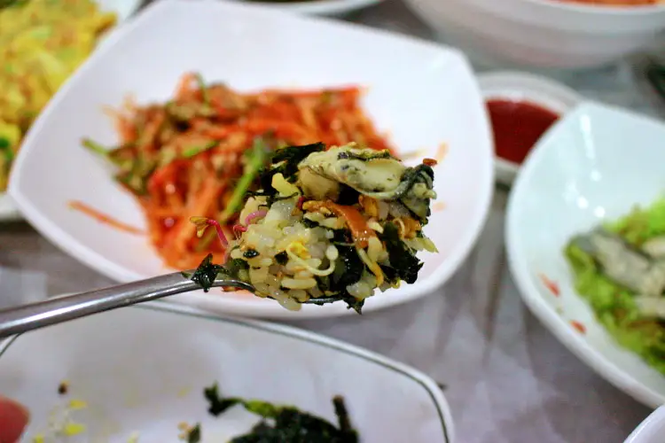 투데이 맛있는 메뉴 굴 삼합, 굴 어묵, 굴 탕수육, 석화찜, 항아리 물회 맛있는 식당 추천 통영 중앙시장 맛집