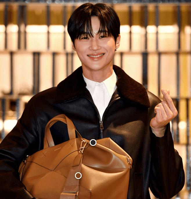 변우석