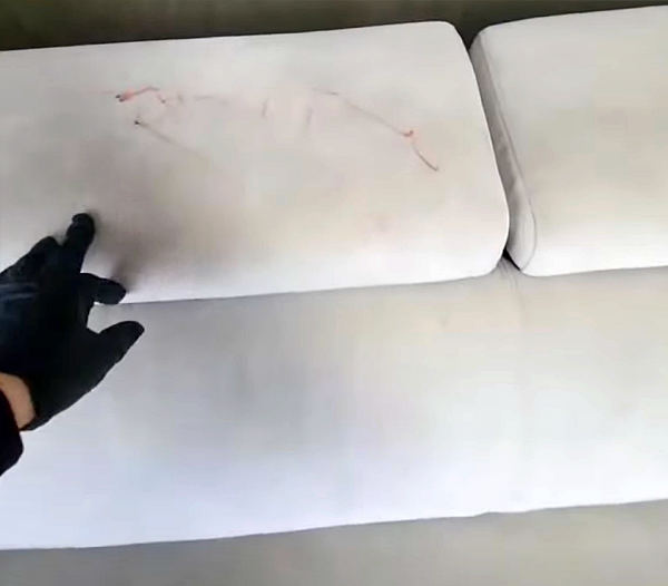 소파 낙서 &amp; 얼룩 제거