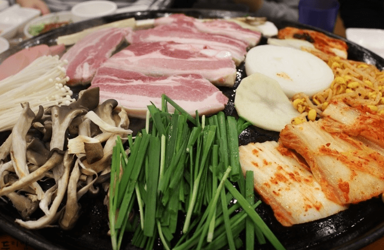 대전 송촌동 맛집 "왕뚜껑삼씨네겹살이송촌점" 음식