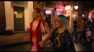 왼) 케이트 허드슨 오)전종서