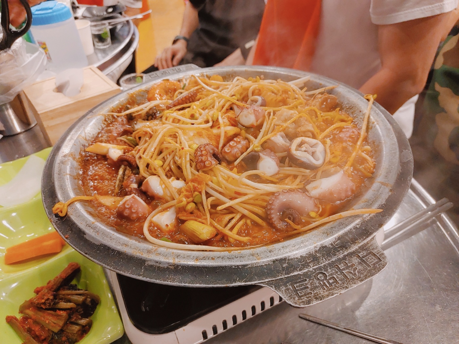 낭만포차99 둘문어해물 삼합