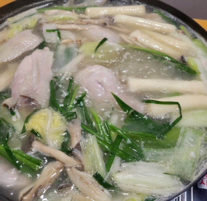 천안 닭한마리 맛집｜2TV 생생정보 인증! 뜨끈한 닭칼국수 먹고 왔습니다 (영업시간&middot;주차&middot;메뉴 가격)