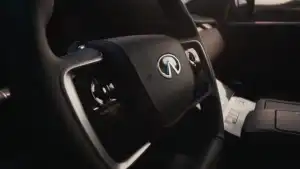 인피니티 qx80 가격과 연비